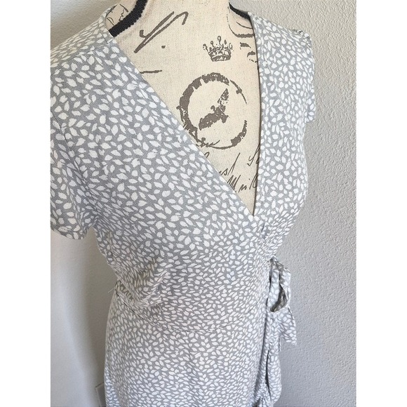 Abercrombie & Fitch Midi Ruffle Wrap Dress size S grey white summer romantic - Picture 6 of 14